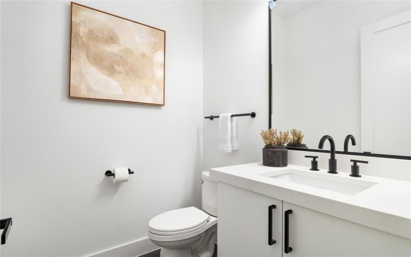 4046 Baker Avenue, Dallas, TX 75212, 4 Bedrooms Bedrooms, ,3 BathroomsBathrooms,Residential,For Sale,4046 Baker Avenue,0,21049807