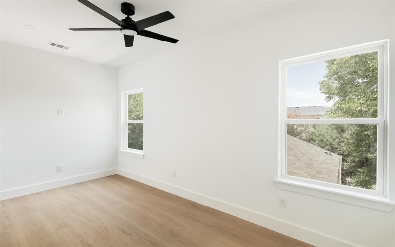 4046 Baker Avenue, Dallas, TX 75212, 4 Bedrooms Bedrooms, ,3 BathroomsBathrooms,Residential,For Sale,4046 Baker Avenue,0,21049807