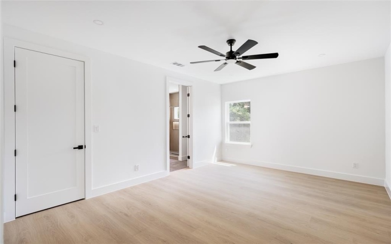 4046 Baker Avenue, Dallas, TX 75212, 4 Bedrooms Bedrooms, ,3 BathroomsBathrooms,Residential,For Sale,4046 Baker Avenue,0,21049807