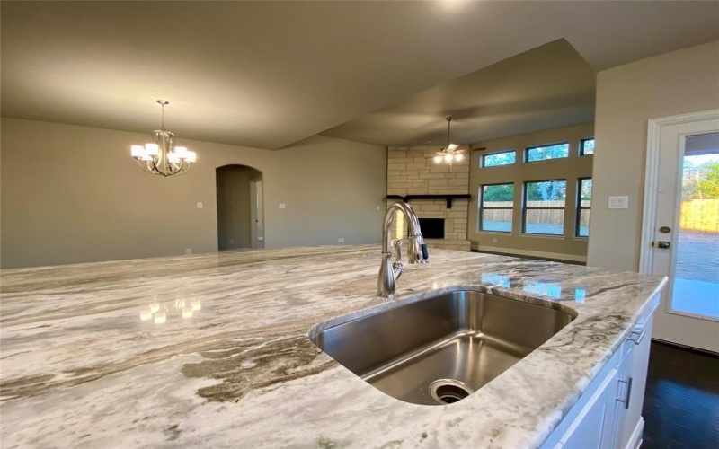410 Aldred Street, Greenville, TX 75401, 5 Bedrooms Bedrooms, ,5 BathroomsBathrooms,Residential,For Sale,410 Aldred Street,0,21050370