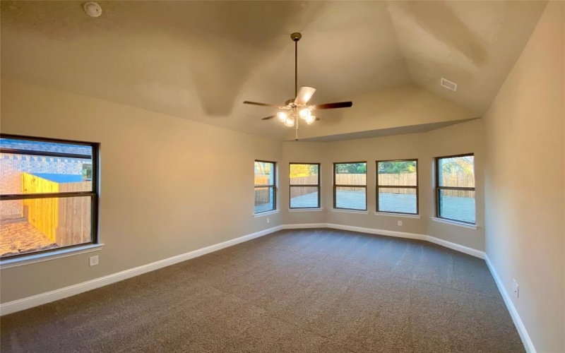 410 Aldred Street, Greenville, TX 75401, 5 Bedrooms Bedrooms, ,5 BathroomsBathrooms,Residential,For Sale,410 Aldred Street,0,21050370