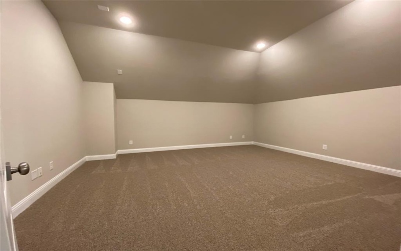 410 Aldred Street, Greenville, TX 75401, 5 Bedrooms Bedrooms, ,5 BathroomsBathrooms,Residential,For Sale,410 Aldred Street,0,21050370