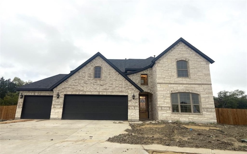 410 Aldred Street, Greenville, TX 75401, 5 Bedrooms Bedrooms, ,5 BathroomsBathrooms,Residential,For Sale,410 Aldred Street,0,21050370