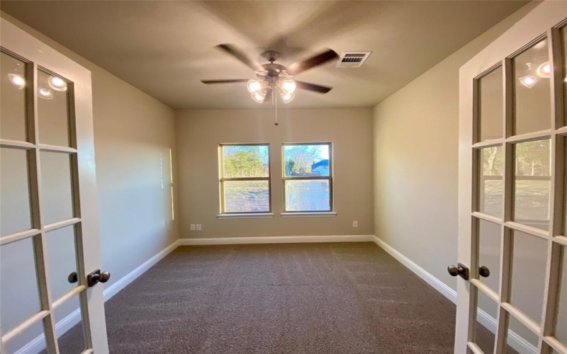 410 Aldred Street, Greenville, TX 75401, 5 Bedrooms Bedrooms, ,5 BathroomsBathrooms,Residential,For Sale,410 Aldred Street,0,21050370