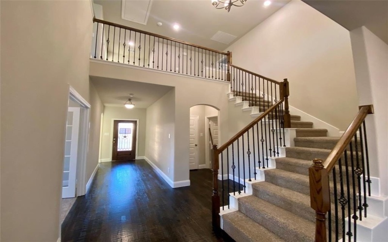 410 Aldred Street, Greenville, TX 75401, 5 Bedrooms Bedrooms, ,5 BathroomsBathrooms,Residential,For Sale,410 Aldred Street,0,21050370