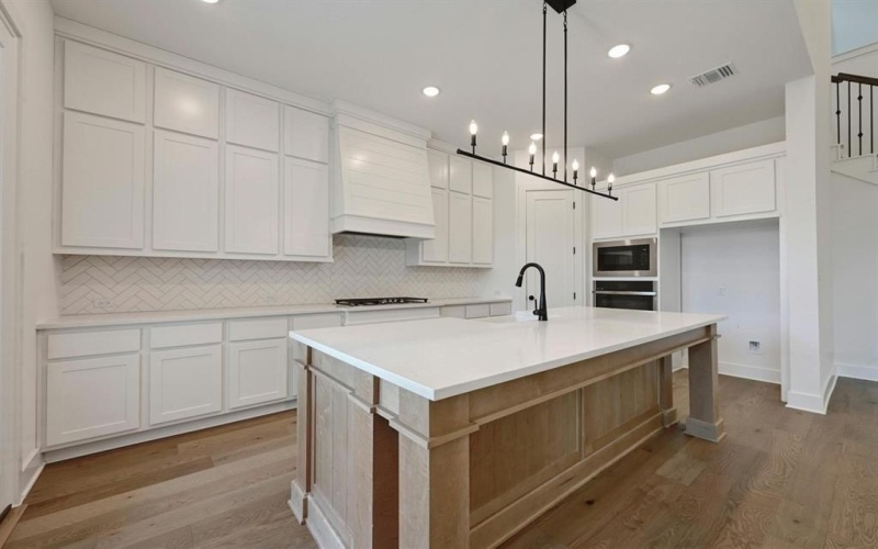 919 Montrose Drive, Rockwall, TX 75087, 4 Bedrooms Bedrooms, ,3 BathroomsBathrooms,Residential,For Sale,919 Montrose Drive,0,21051064