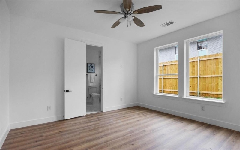 1922 Annex Avenue, Dallas, TX 75204, 3 Bedrooms Bedrooms, ,3 BathroomsBathrooms,Residential,For Sale,1922 Annex Avenue,0,21051079