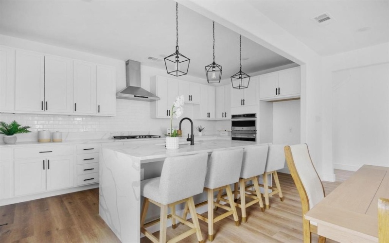 1922 Annex Avenue, Dallas, TX 75204, 3 Bedrooms Bedrooms, ,3 BathroomsBathrooms,Residential,For Sale,1922 Annex Avenue,0,21051079