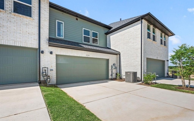 1133 Carnation Drive, Crowley, TX 76036, 2 Bedrooms Bedrooms, ,2 BathroomsBathrooms,Residential,For Sale,1133 Carnation Drive,0,21051222