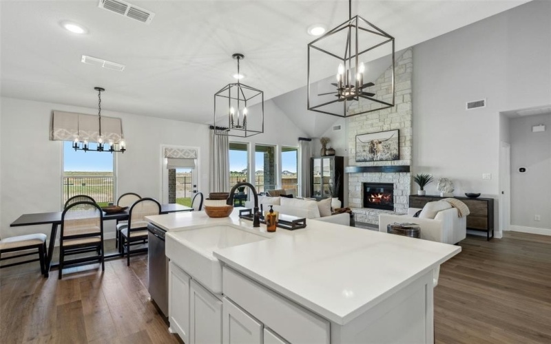 728 Stone Eagle, Azle, TX 76020, 4 Bedrooms Bedrooms, ,3 BathroomsBathrooms,Residential,For Sale,728 Stone Eagle,0,21051284