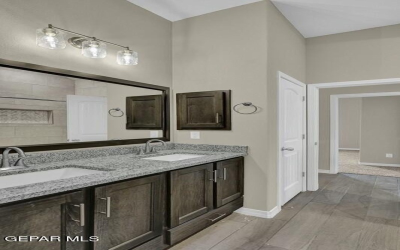 3809 Peak Place, El Paso, TX 79938, 5 Habitaciones Habitaciones , ,3 BañosBaños,Residential,En Venta,3809 Peak Place,917456