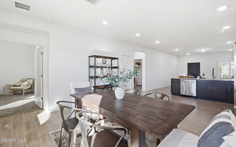 1229 Irish Summer Place, El Paso, TX 79928, 3 Habitaciones Habitaciones , ,1 BañoBaños,Residential,En Venta,1229 Irish Summer Place,0,929790