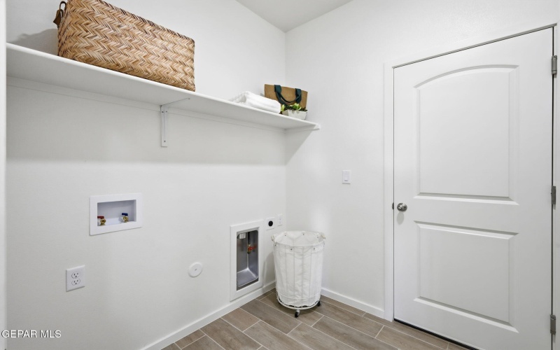 1229 Irish Summer Place, El Paso, TX 79928, 3 Habitaciones Habitaciones , ,1 BañoBaños,Residential,En Venta,1229 Irish Summer Place,0,929790