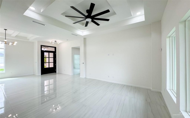 8014 N 48th Avenue, McAllen, TX 78504, 3 Habitaciones Habitaciones , ,2 BañosBaños,Residential,En Venta,8014 N 48th Avenue,0,480112
