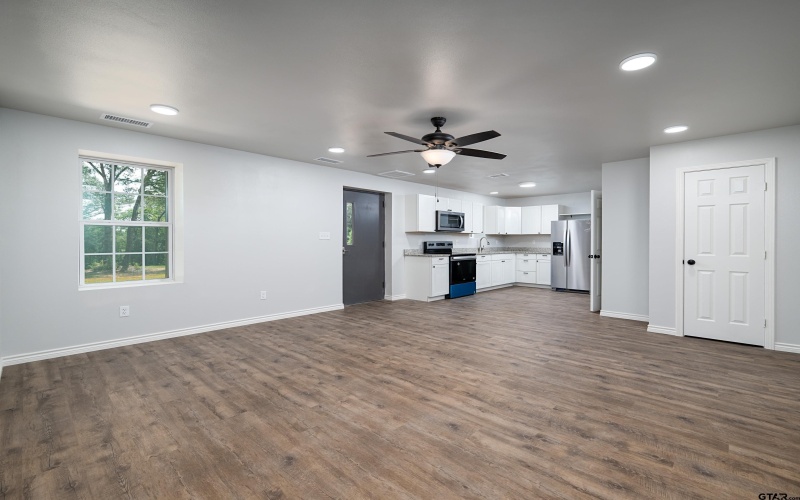 22080 Henderson County Road 4117, Frankston, TX 75763, 1 Bedroom Bedrooms, ,1 BathroomBathrooms,Residential,For Sale,22080 Henderson County Road 4117,0,25013421