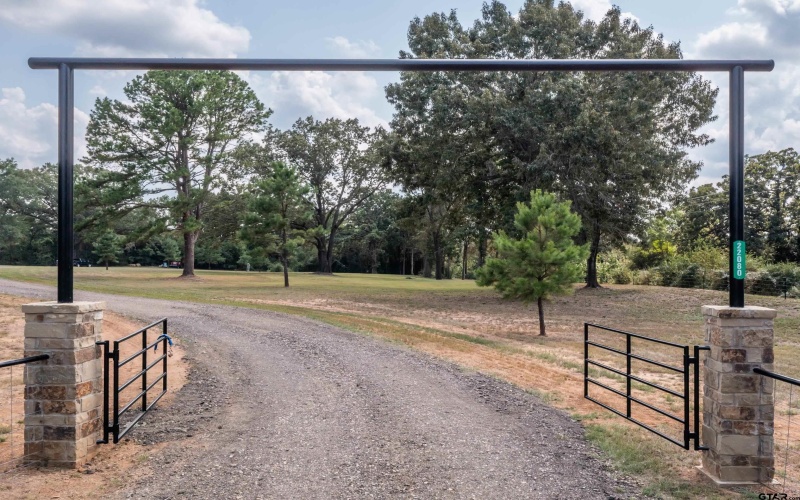 22080 Henderson County Road 4117, Frankston, TX 75763, 1 Bedroom Bedrooms, ,1 BathroomBathrooms,Residential,For Sale,22080 Henderson County Road 4117,0,25013421