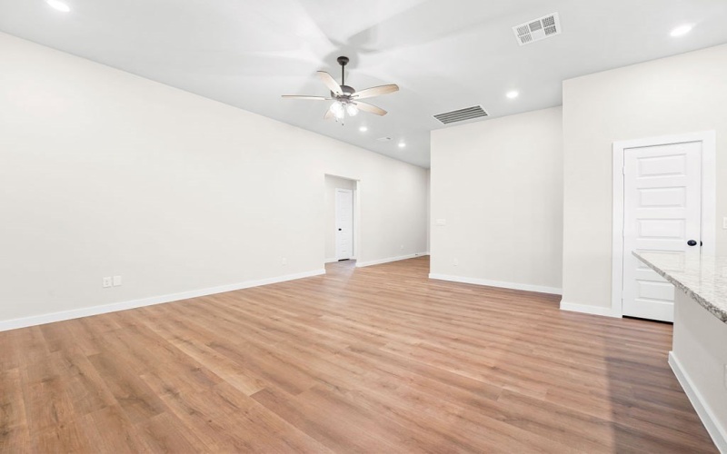 323 Trailblazer Ln, Odessa, TX 79765, 3 Bedrooms Bedrooms, ,2 BathroomsBathrooms,Residential,For Sale,323 Trailblazer Ln,0,162835