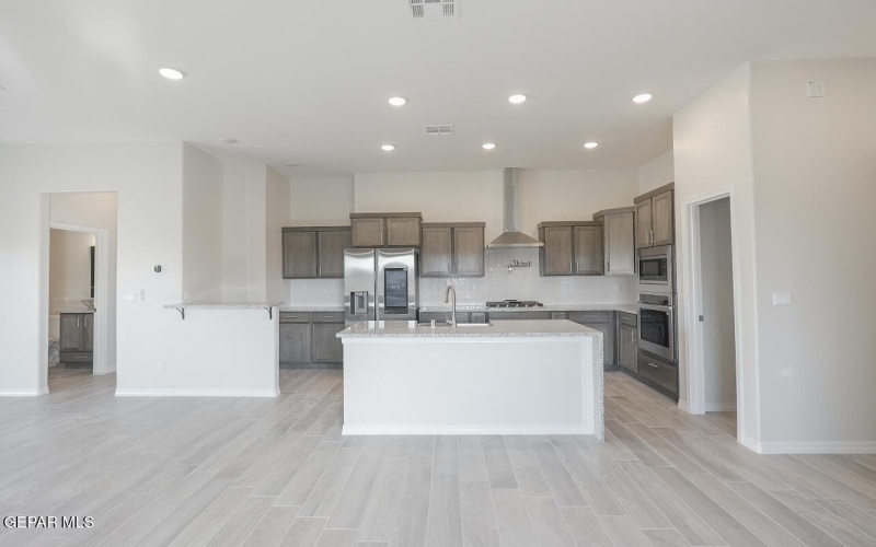 15365 Promise Court, El Paso, TX 79938, 6 Bedrooms Bedrooms, ,5 BathroomsBathrooms,Residential,For Sale,15365 Promise Court,917478