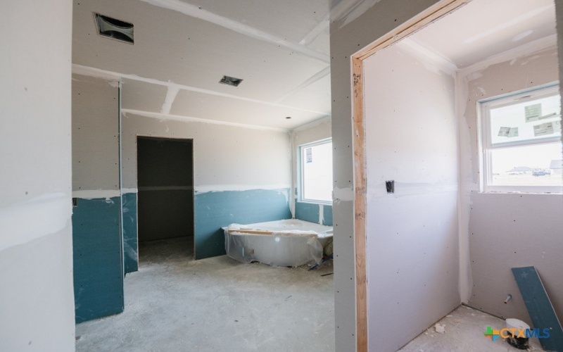 1404 Red Rock Road, Hewitt, TX 76643, 4 Bedrooms Bedrooms, ,3 BathroomsBathrooms,Residential,For Sale,1404 Red Rock Road,0,590204