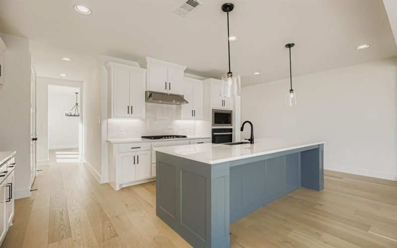 2128 Ten Mile Creek Road, Celina, TX 75009, 5 Habitaciones Habitaciones , ,5 BañosBaños,Residential,En Venta,2128 Ten Mile Creek Road,0,21052592