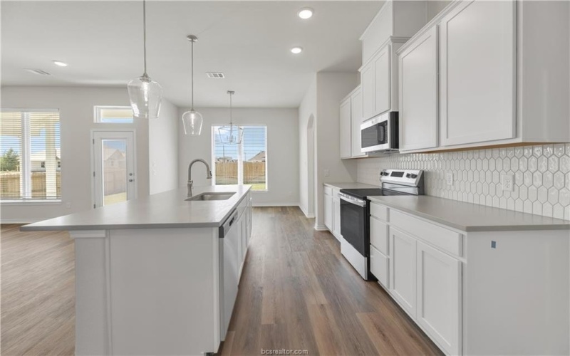 3525 Pointe du Hoc Loop, Bryan, TX 77808, 3 Bedrooms Bedrooms, ,2 BathroomsBathrooms,Residential,For Sale,3525 Pointe du Hoc Loop,0,25008999