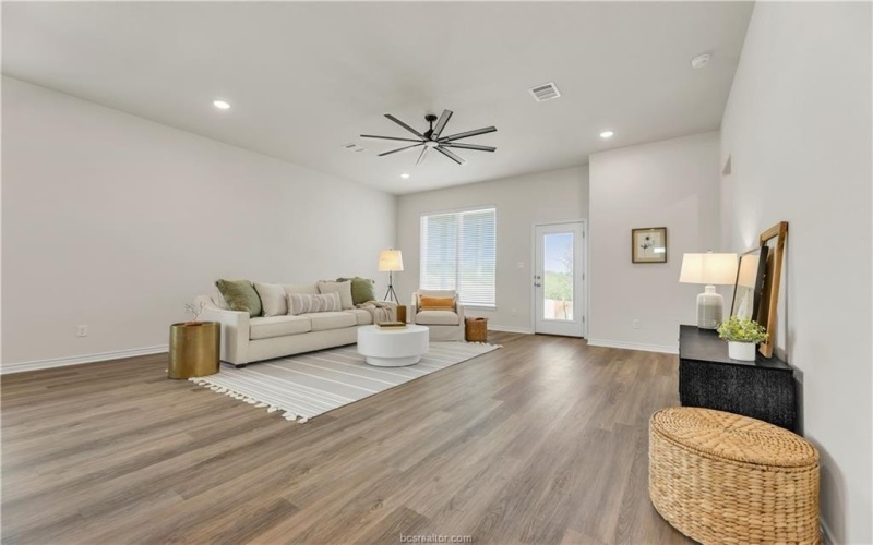 3520 Pointe du Hoc Drive, Bryan, TX 77808, 3 Bedrooms Bedrooms, ,2 BathroomsBathrooms,Residential,For Sale,3520 Pointe du Hoc Drive,0,25009000