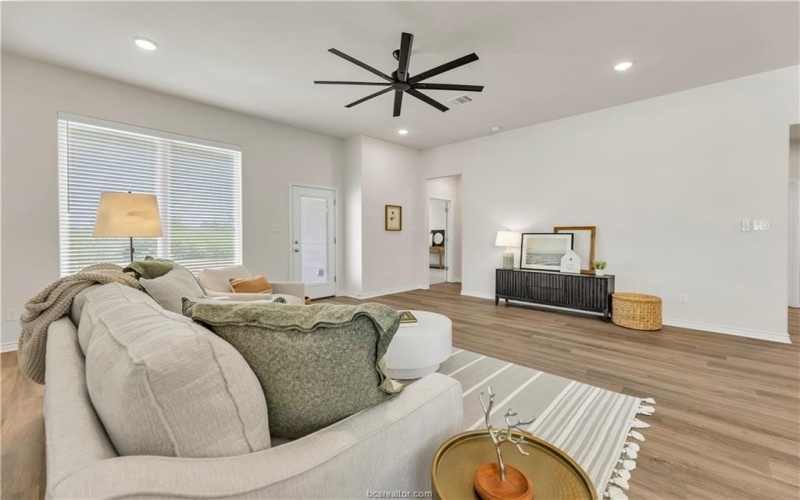 3520 Pointe du Hoc Drive, Bryan, TX 77808, 3 Bedrooms Bedrooms, ,2 BathroomsBathrooms,Residential,For Sale,3520 Pointe du Hoc Drive,0,25009000