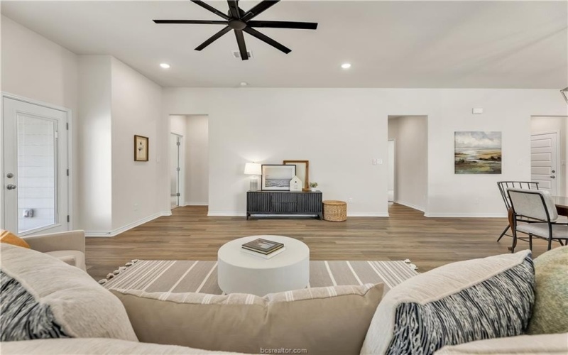 3520 Pointe du Hoc Drive, Bryan, TX 77808, 3 Bedrooms Bedrooms, ,2 BathroomsBathrooms,Residential,For Sale,3520 Pointe du Hoc Drive,0,25009000