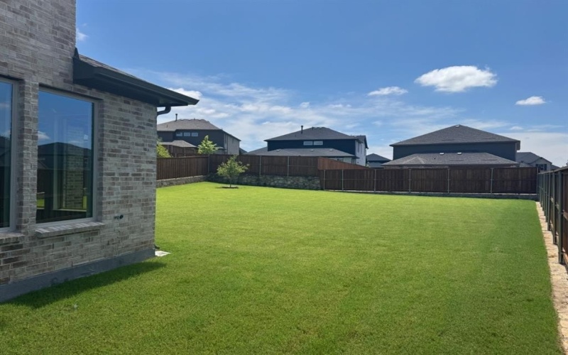 215 Silvermist Drive, Melissa, TX 75454, 4 Habitaciones Habitaciones , ,3 BañosBaños,Residential,En Venta,215 Silvermist Drive,0,21035946