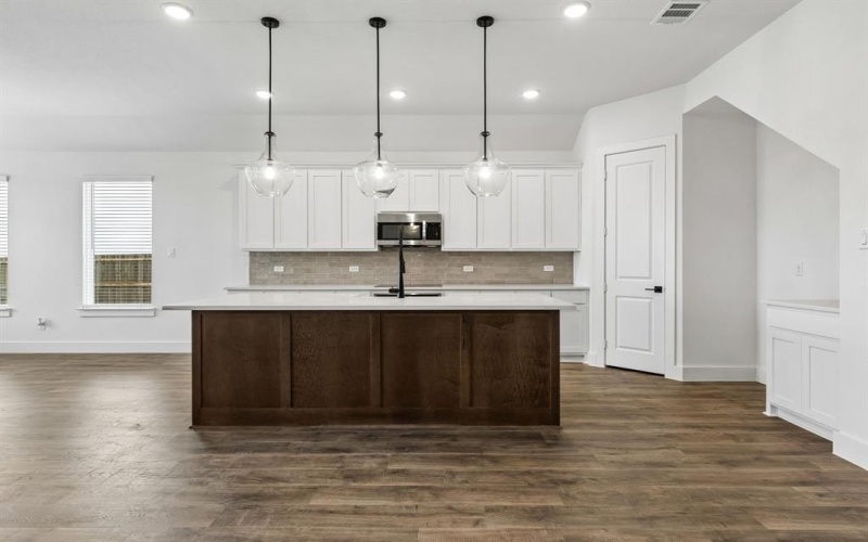 10453 Livestock Avenue, Venus, TX 76084, 4 Bedrooms Bedrooms, ,3 BathroomsBathrooms,Residential,For Sale,10453 Livestock Avenue,0,21051186