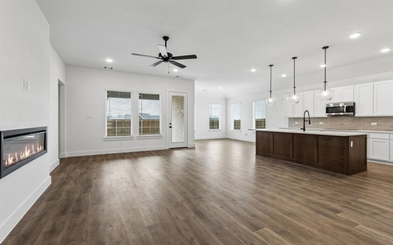 10453 Livestock Avenue, Venus, TX 76084, 4 Bedrooms Bedrooms, ,3 BathroomsBathrooms,Residential,For Sale,10453 Livestock Avenue,0,21051186