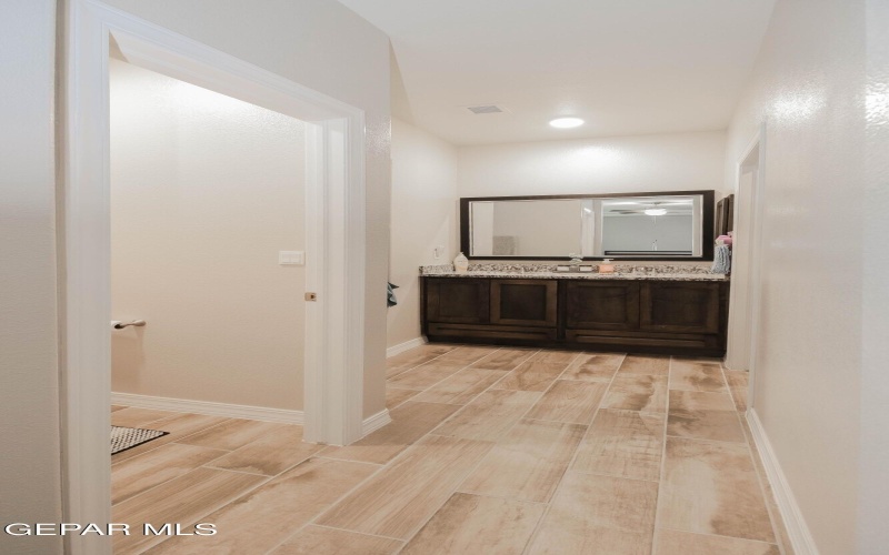 10716 DREW PEARSON Drive, El Paso, TX 79924, 4 Habitaciones Habitaciones , ,2 BañosBaños,Residential,En Venta,10716 DREW PEARSON Drive,0,921265