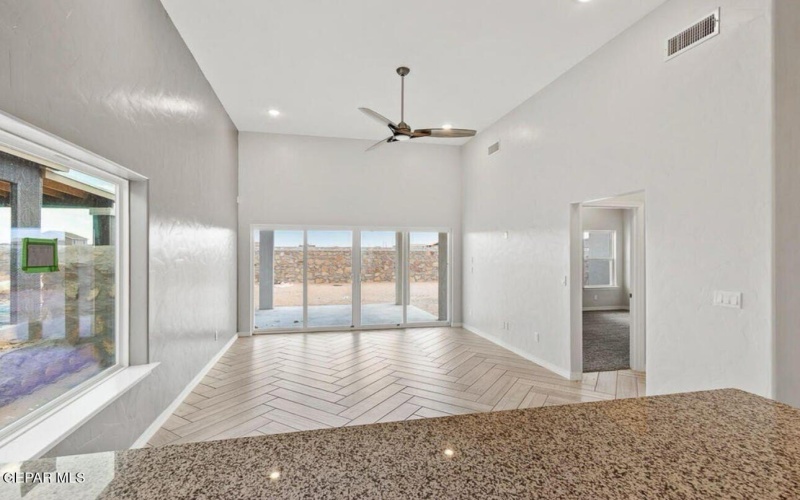 3893 Surmise Street, El Paso, TX 79938, 5 Habitaciones Habitaciones , ,3 BañosBaños,Residential,En Venta,3893 Surmise Street,917486