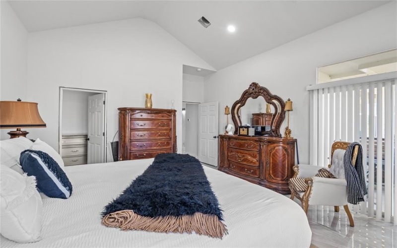 332 Slimp Bluff, Azle, TX 76020, 4 Bedrooms Bedrooms, ,5 BathroomsBathrooms,Residential,For Sale,332 Slimp Bluff,0,21052566