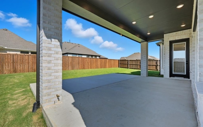 4220 Silver Spur Court, Aubrey, TX 76227, 5 Bedrooms Bedrooms, ,6 BathroomsBathrooms,Residential,For Sale,4220 Silver Spur Court,0,21052655