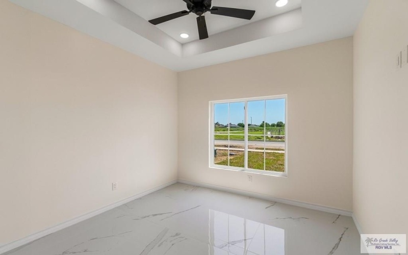 116 MARIGOLD DR, LOS FRESNOS, TX 78566, 3 Habitaciones Habitaciones , ,2 BañosBaños,Residential,En Venta,116 MARIGOLD DR,0,29768291