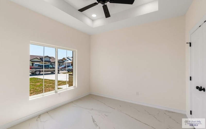 116 MARIGOLD DR, LOS FRESNOS, TX 78566, 3 Habitaciones Habitaciones , ,2 BañosBaños,Residential,En Venta,116 MARIGOLD DR,0,29768291