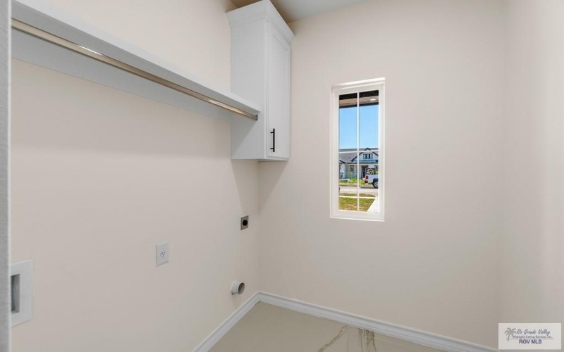 116 MARIGOLD DR, LOS FRESNOS, TX 78566, 3 Habitaciones Habitaciones , ,2 BañosBaños,Residential,En Venta,116 MARIGOLD DR,0,29768291
