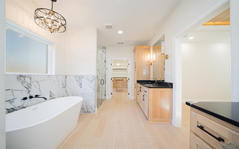 144 Stonebrook Court, Gilmer, TX 75645, 3 Habitaciones Habitaciones , ,2 BañosBaños,Residential,En Venta,144 Stonebrook Court,0,20256138