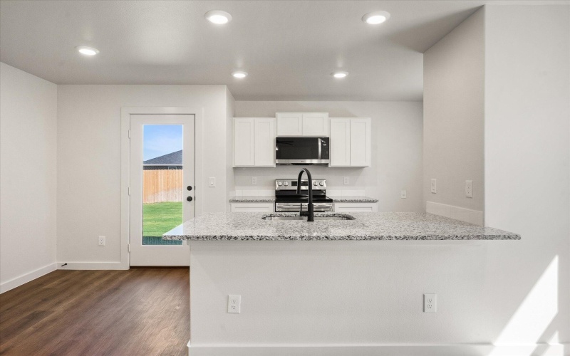 1322 N Colton Avenue, Lubbock, TX 79416, 2 Bedrooms Bedrooms, ,2 BathroomsBathrooms,Residential,For Sale,1322 N Colton Avenue,0,202560070