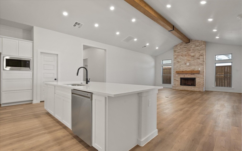 7016 57th Street, Lubbock, TX 79407, 4 Bedrooms Bedrooms, ,3 BathroomsBathrooms,Residential,For Sale,7016 57th Street,0,202560073