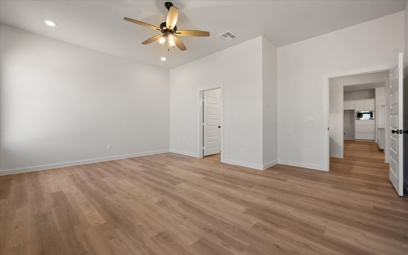 7016 57th Street, Lubbock, TX 79407, 4 Bedrooms Bedrooms, ,3 BathroomsBathrooms,Residential,For Sale,7016 57th Street,0,202560073