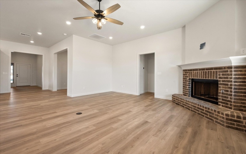 5311 Ross Avenue, Lubbock, TX 79407, 4 Bedrooms Bedrooms, ,3 BathroomsBathrooms,Residential,For Sale,5311 Ross Avenue,0,202560074