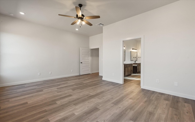 1518 E 29th Street, Wolfforth, TX 79382, 4 Bedrooms Bedrooms, ,3 BathroomsBathrooms,Residential,For Sale,1518 E 29th Street,0,202560077