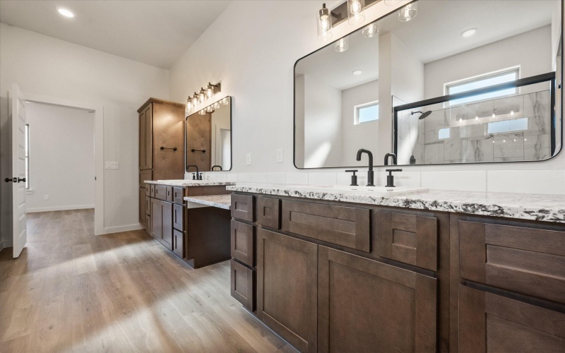 1518 E 29th Street, Wolfforth, TX 79382, 4 Bedrooms Bedrooms, ,3 BathroomsBathrooms,Residential,For Sale,1518 E 29th Street,0,202560077