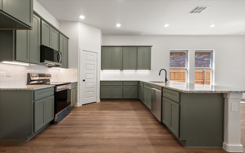 310 E 24th Street, Wolfforth, TX 79382, 3 Bedrooms Bedrooms, ,2 BathroomsBathrooms,Residential,For Sale,310 E 24th Street,0,202560078