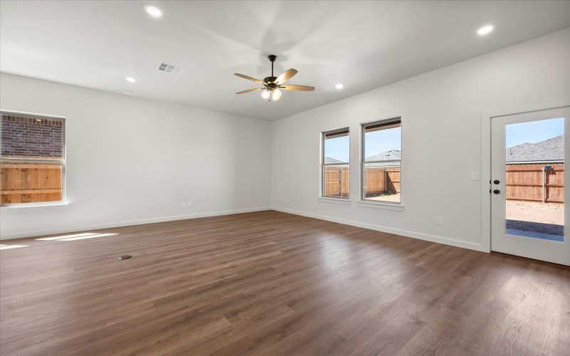 310 E 24th Street, Wolfforth, TX 79382, 3 Bedrooms Bedrooms, ,2 BathroomsBathrooms,Residential,For Sale,310 E 24th Street,0,202560078