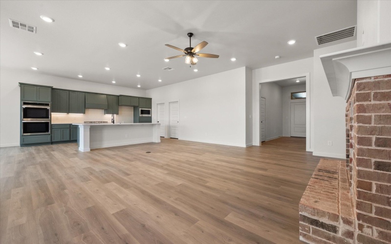 7029 57th Street, Lubbock, TX 79407, 4 Bedrooms Bedrooms, ,3 BathroomsBathrooms,Residential,For Sale,7029 57th Street,0,202560081