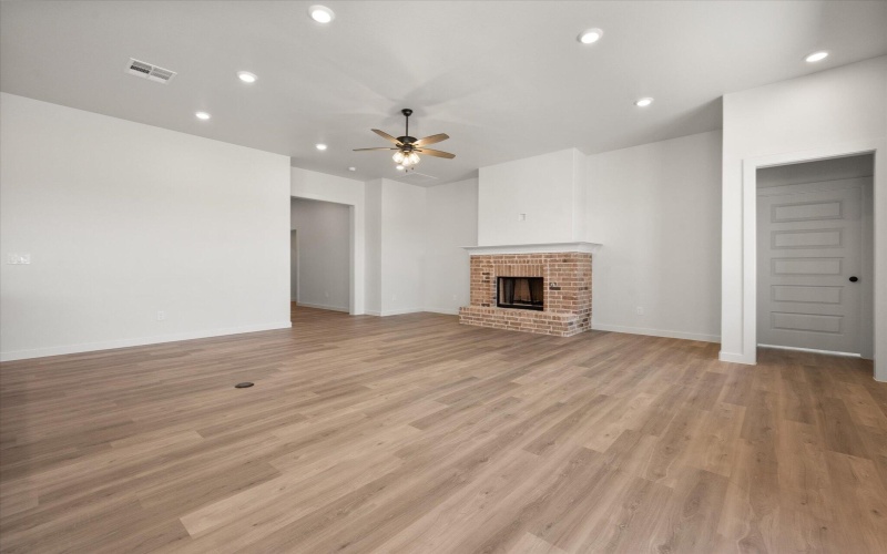 7029 57th Street, Lubbock, TX 79407, 4 Bedrooms Bedrooms, ,3 BathroomsBathrooms,Residential,For Sale,7029 57th Street,0,202560081