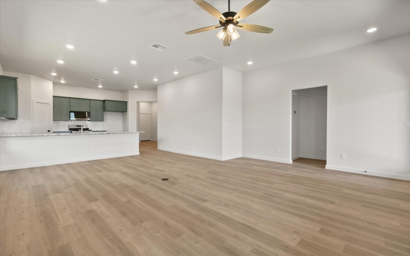 7009 14th Street, Lubbock, TX 79416, 3 Bedrooms Bedrooms, ,2 BathroomsBathrooms,Residential,For Sale,7009 14th Street,0,202560083